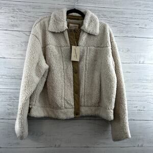 Universal Thread NWT Cream Sherpa Chunky Full Snap Jacket Size XL